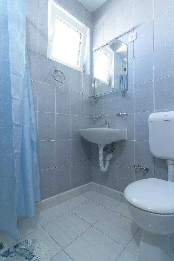 Apartments Laura เนอุม ภายนอก รูปภาพ
