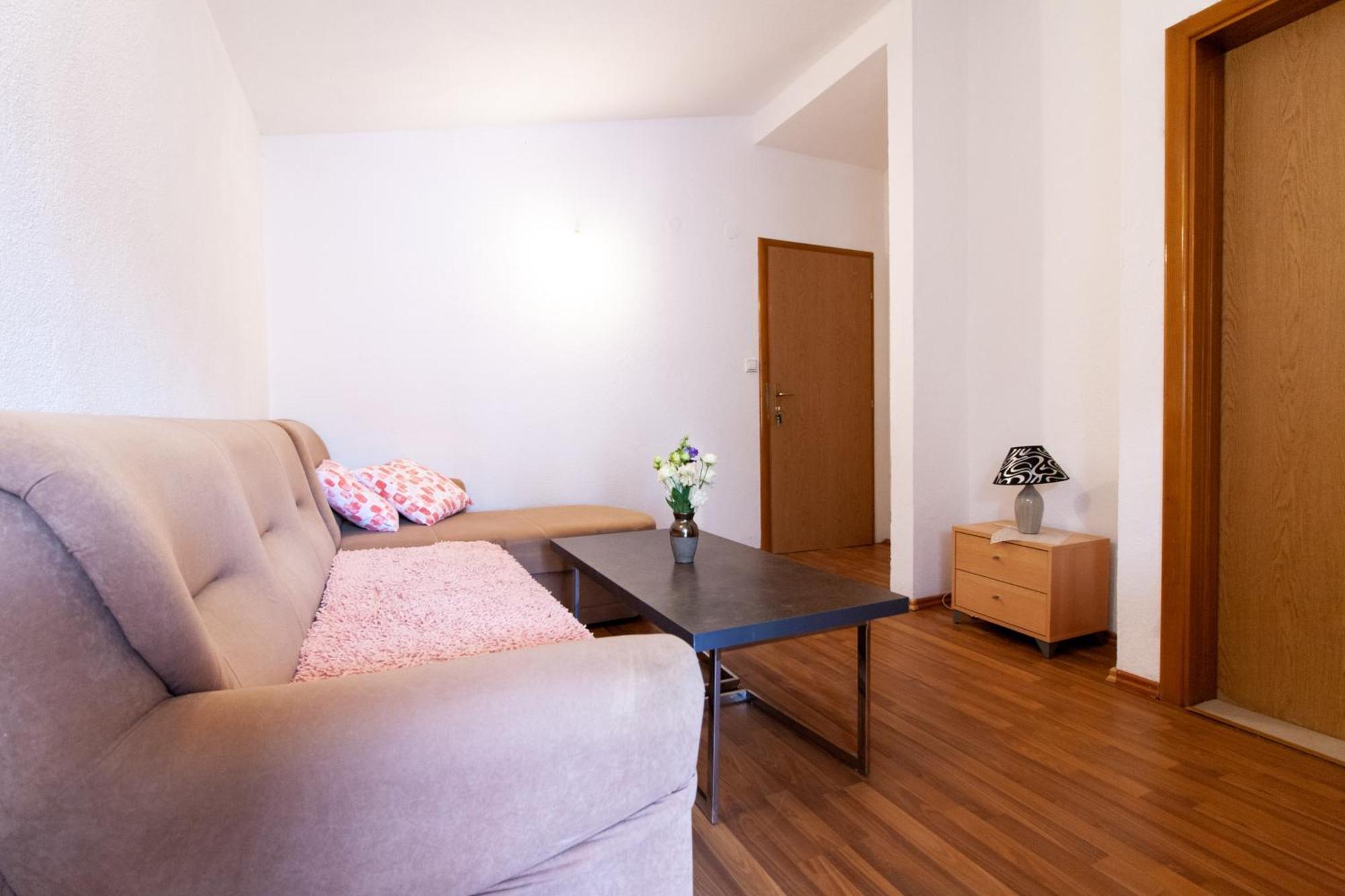 Apartments Laura เนอุม ห้อง รูปภาพ